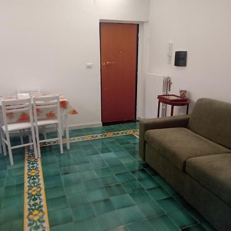 Let It B&B Apartment 살레르노 외부 사진